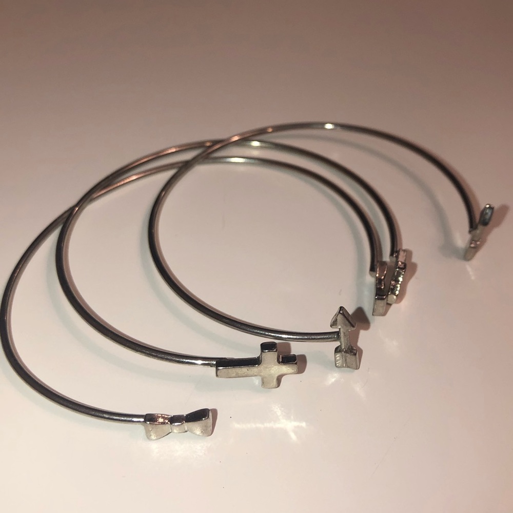Silver cuff bracelet set